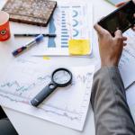 Startups que crescem com governança conseguem escalar com mais estratégia, controle e inovação. Andre de Barros Faria destaca que estrutura sólida é essencial para crescimento sustentável.